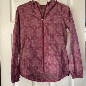 ASICS women’s windbreaker Size S